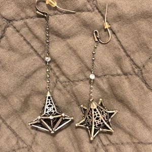 Diana Earrings by Kendra Scott